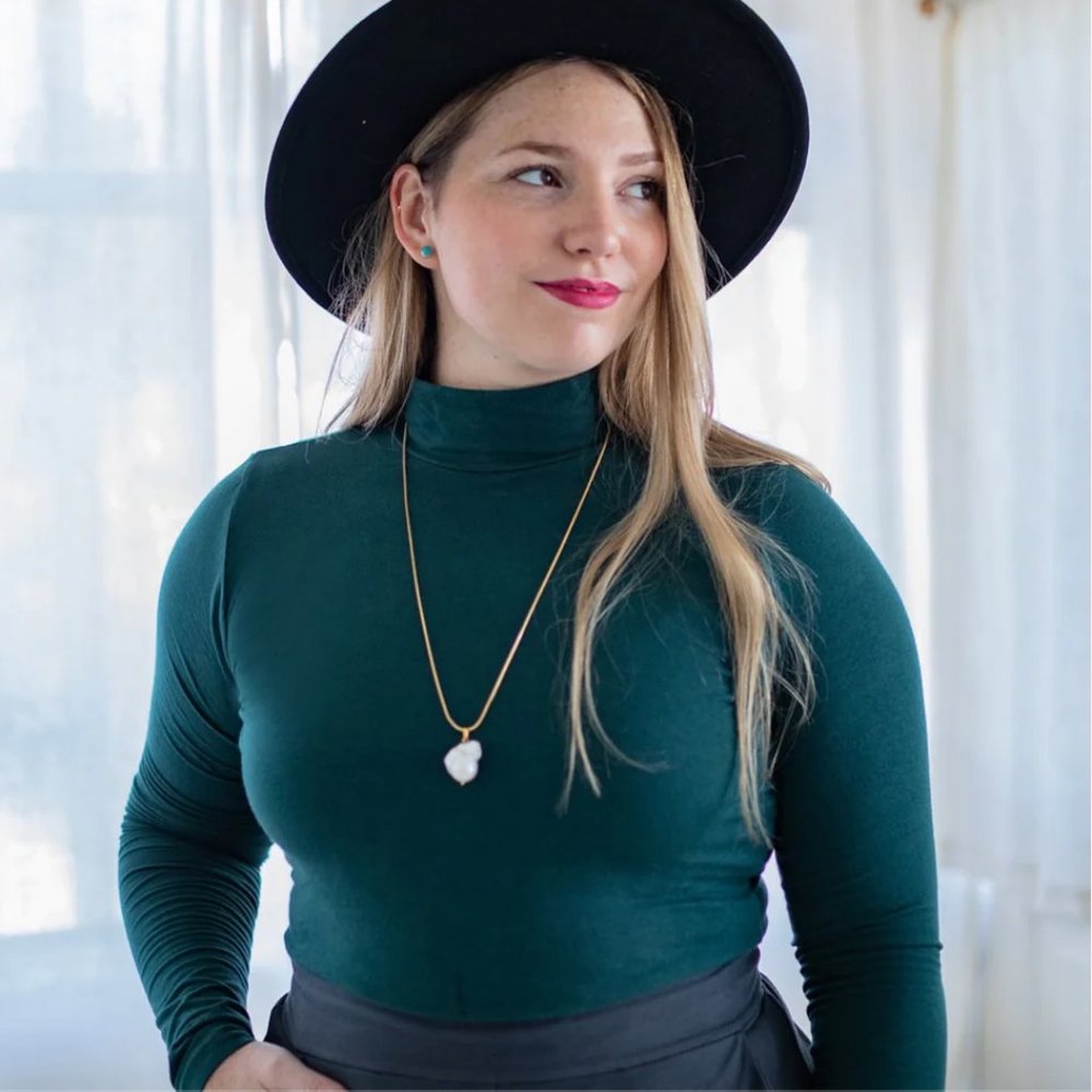 Mien Mockneck in Jade